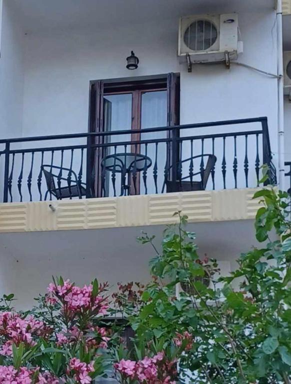 Hotel Rena Ágios Kírykos Exteriér fotografie